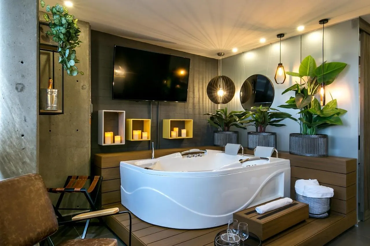 מדיין Epic Boutique Hotel